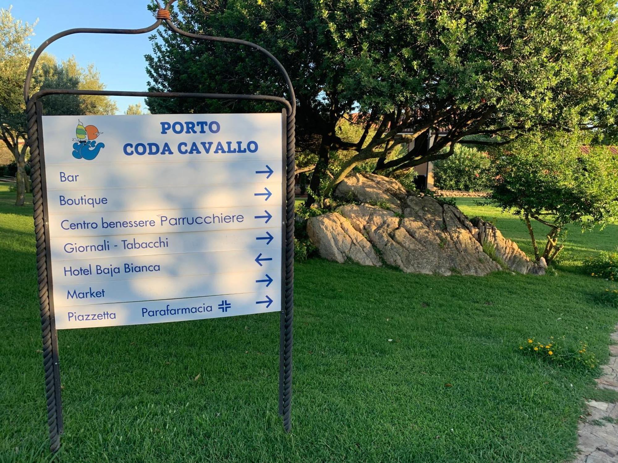 Casa Smeralda: Con Giardino E Vicino Al Mare Punta Molara Luaran gambar