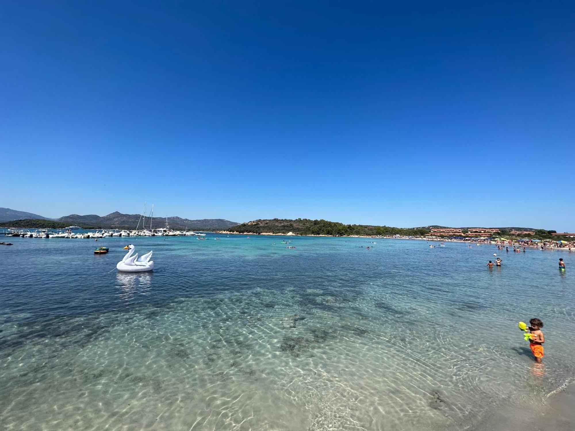Casa Smeralda: Con Giardino E Vicino Al Mare Punta Molara Luaran gambar